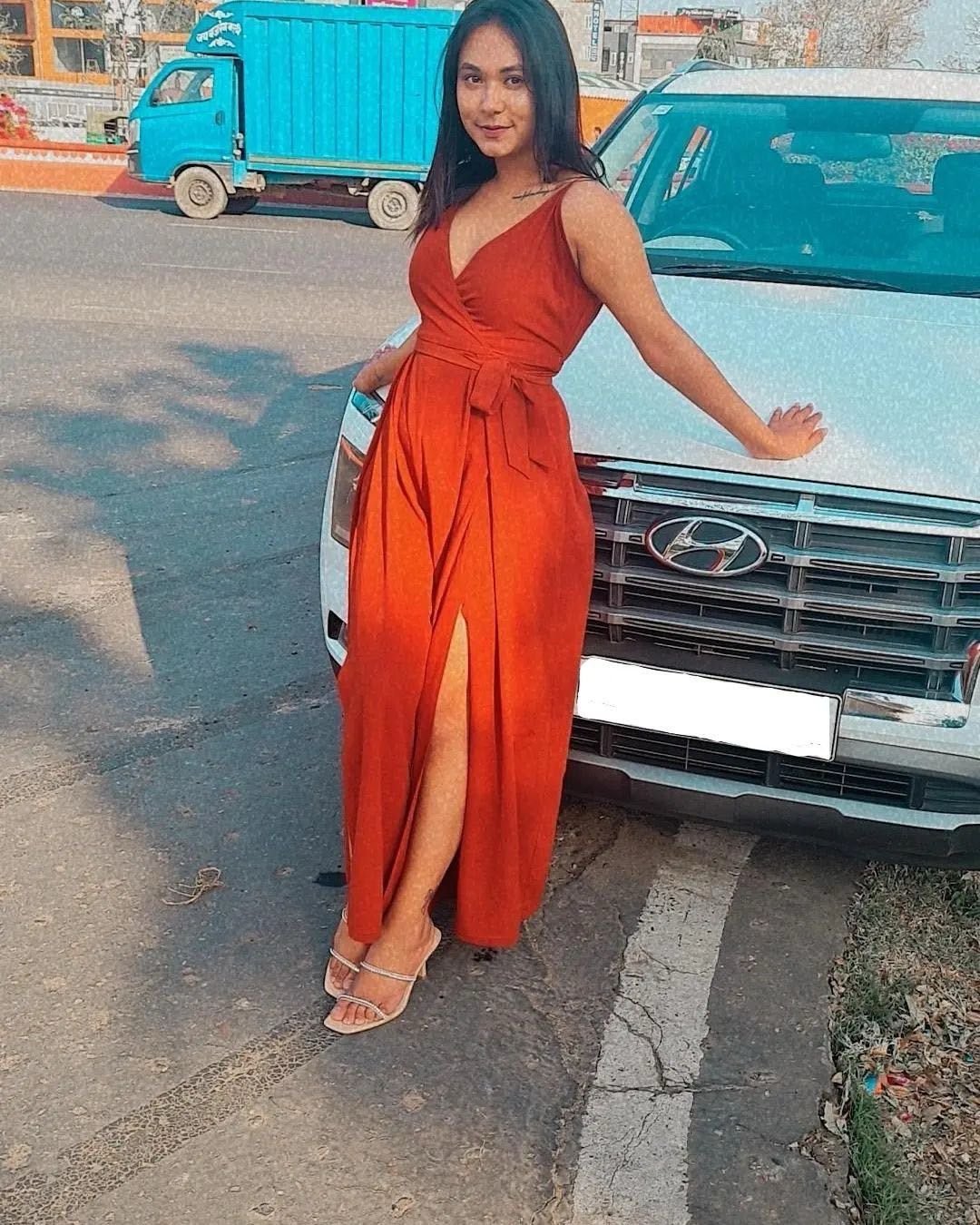 female call girl in Connaught